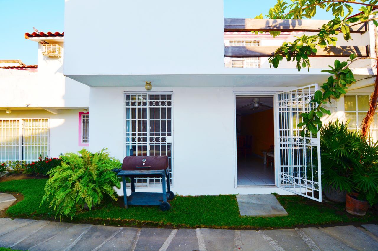 Hominngbird Acapulco Exterior photo